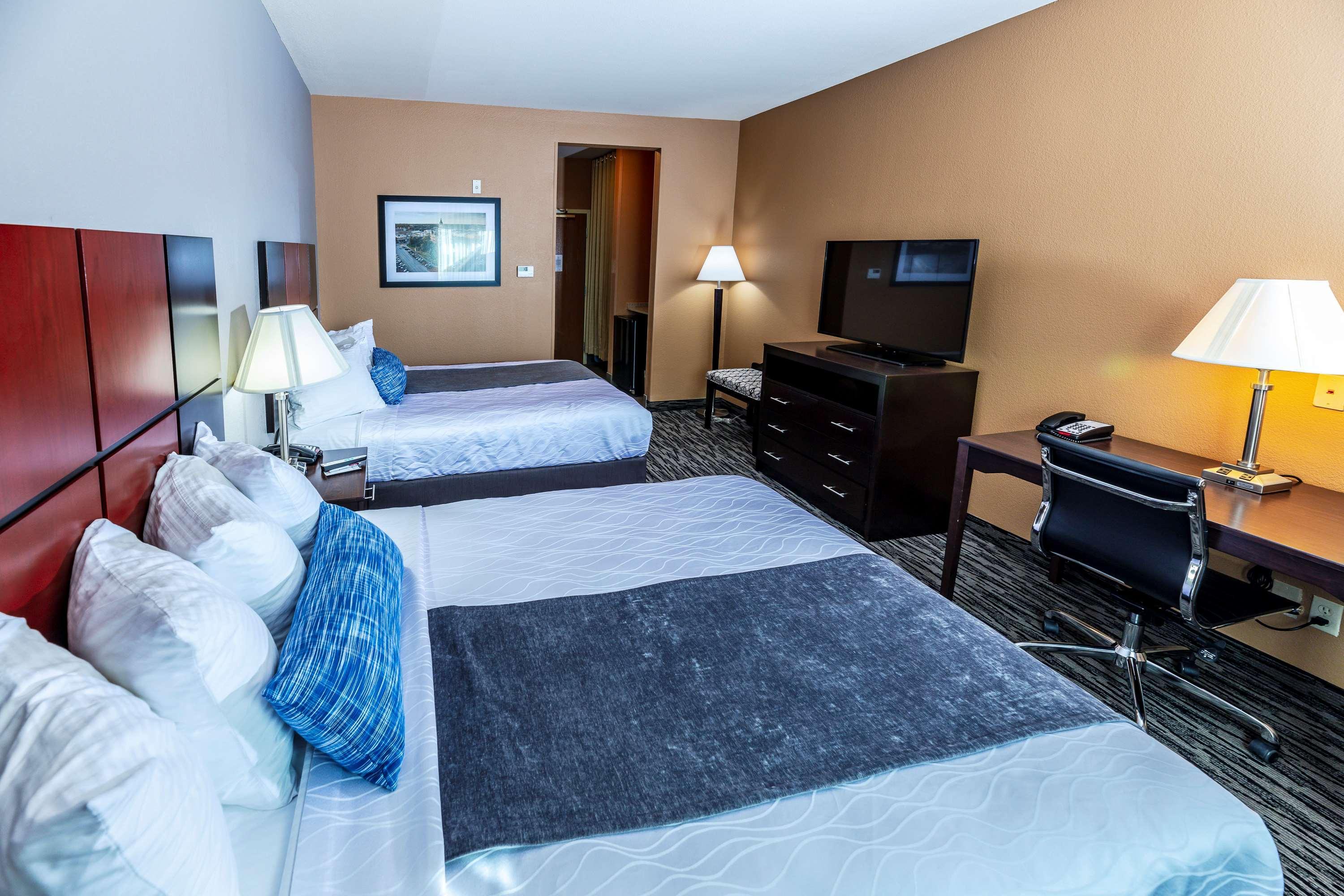 Best Western Plus Denton Inn & Suites Ngoại thất bức ảnh