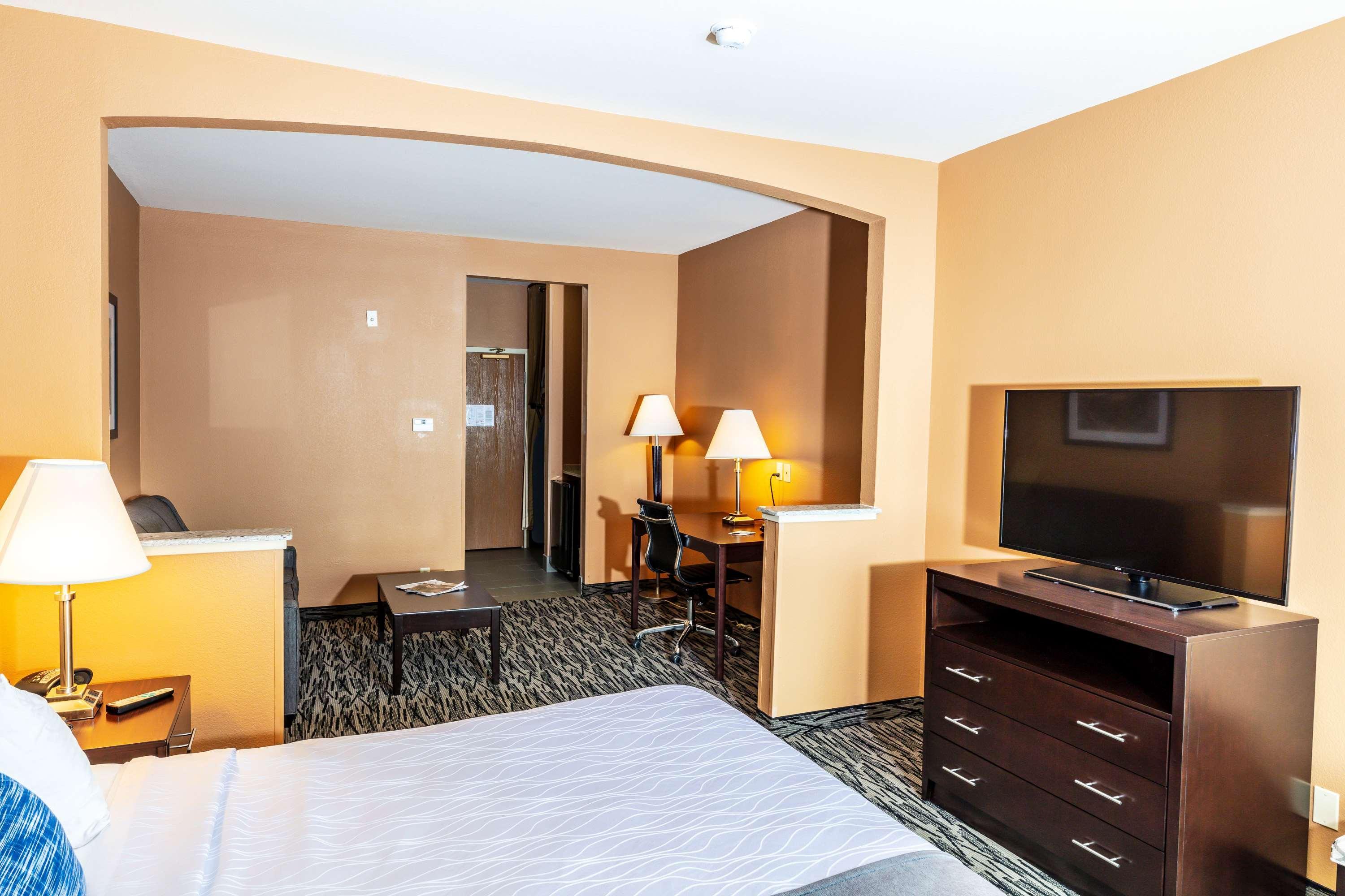 Best Western Plus Denton Inn & Suites Ngoại thất bức ảnh