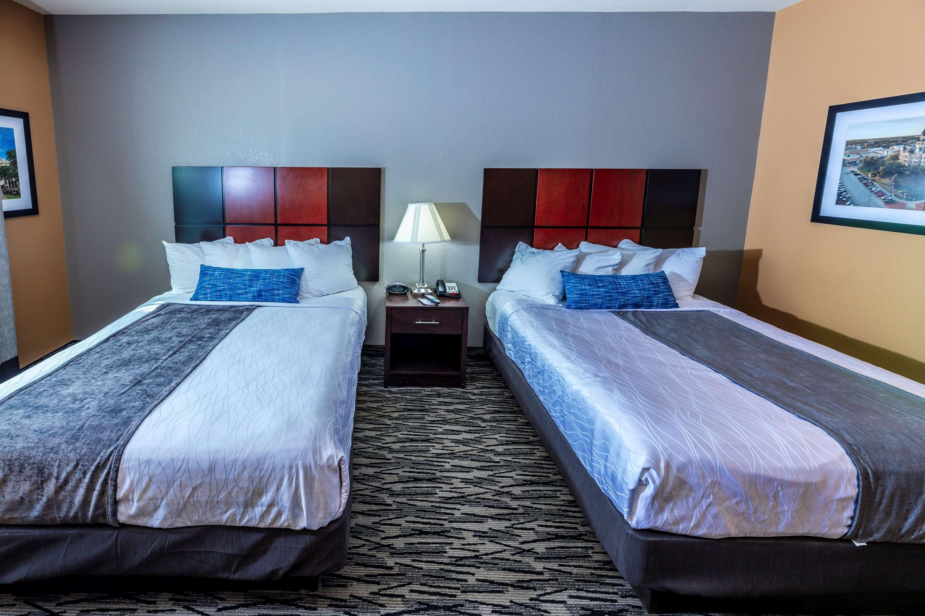 Best Western Plus Denton Inn & Suites Ngoại thất bức ảnh