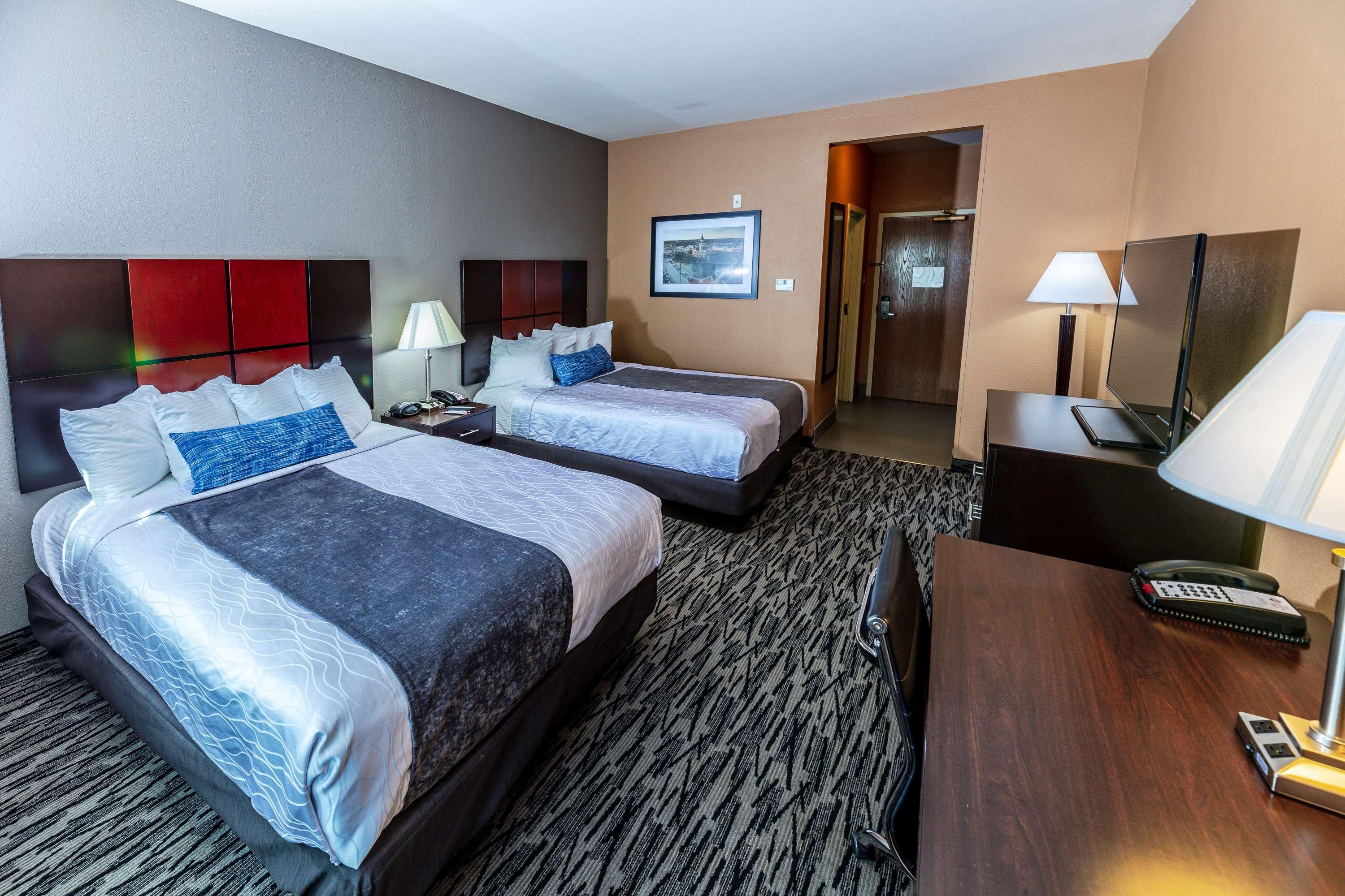 Best Western Plus Denton Inn & Suites Ngoại thất bức ảnh