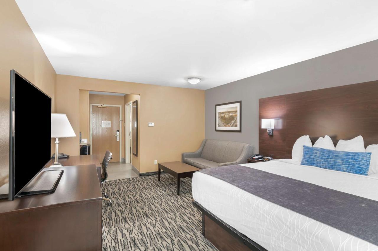 Best Western Plus Denton Inn & Suites Ngoại thất bức ảnh